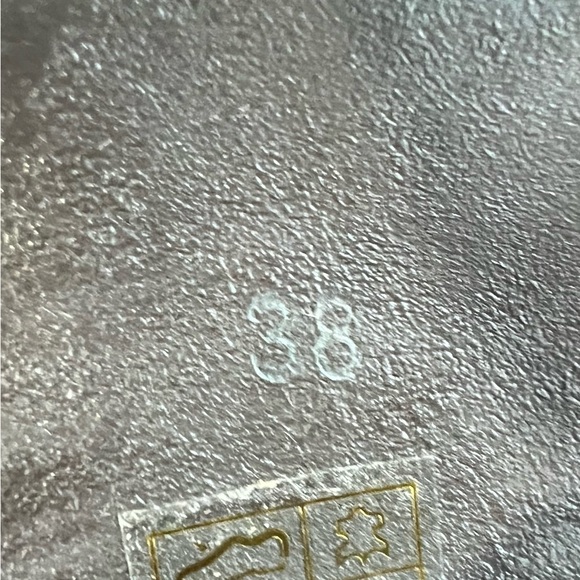 Gorgeous L’Artiste boots, worn once, size 38 = 8. Perfect condition. - Picture 13 of 16